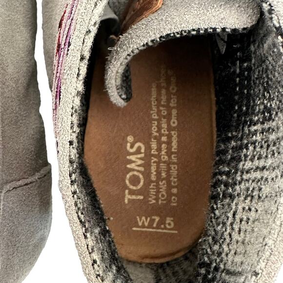 Toms | Size 7.5 Wedge Suede Embroidered Bootie Lace Up Desert Grey Southwestern - Picture 6 of 9
